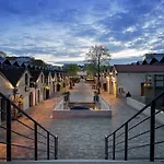 La Petite Rosa Hotel