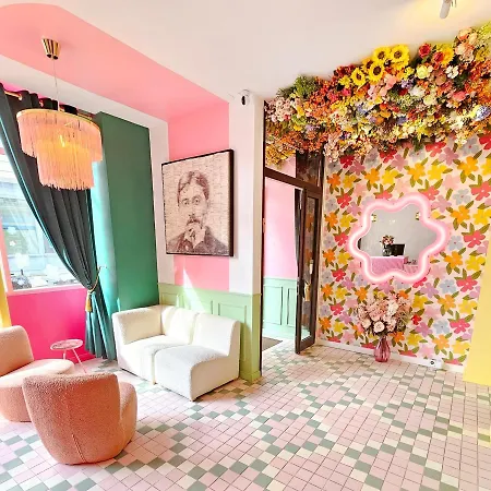 La Petite Rosa ホテル