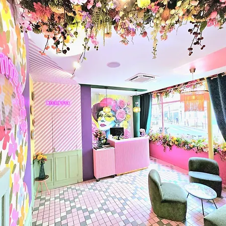 La Petite Rosa ホテル 3*