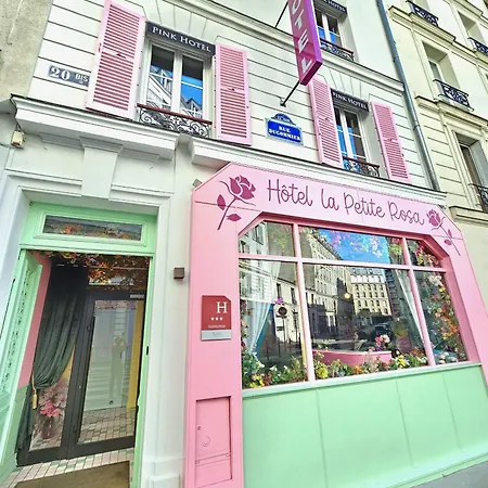 ホテル La Petite Rosa 3*