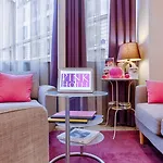 La Petite Rosa Hotel