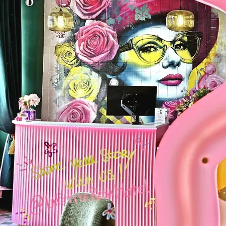 La Petite Rosa Hotel