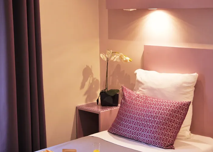 Отель La Petite Rosa