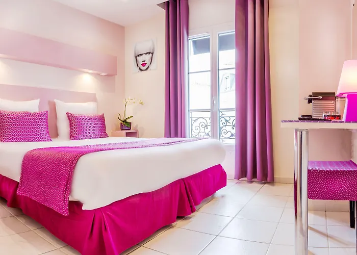 La Petite Rosa 3* פריז